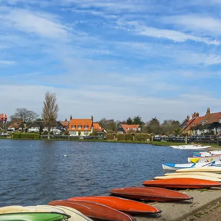 Boat Lake Thorpeness Exterior photo